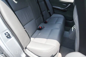 2006 BMW 3 Series Sedan 325i - miniatura 39