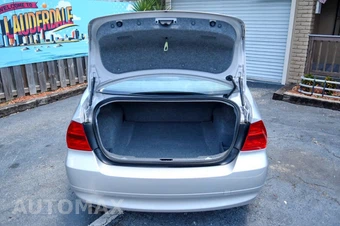 2006 BMW 3 Series Sedan 325i - miniatura 43
