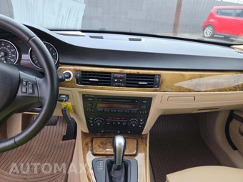 2006 BMW 3 Series Sedan 330xi - miniatura 7