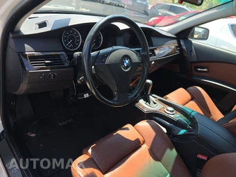 2006 BMW 5 Series Sedan 530xi - miniatura 11