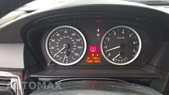 2006 BMW 5 Series Sedan 530xi - miniatura 19