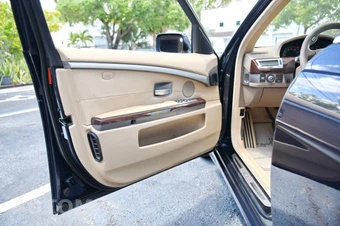 2006 BMW 7 Series Sedan 750Li - miniatura 18