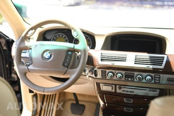 2006 BMW 7 Series Sedan 750Li - miniatura 24