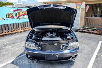 2006 BMW 7 Series Sedan 750Li - miniatura 27