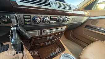 2006 BMW 7 Series Sedan 750Li - miniatura 25