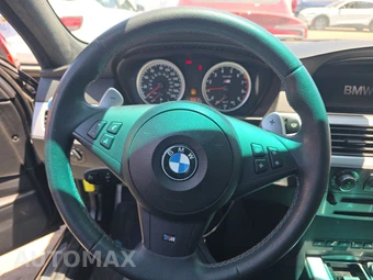 2006 BMW M5 Sedan - miniatura 10