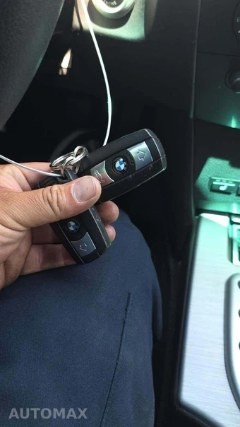 2006 BMW M5 Sedan - miniatura 18