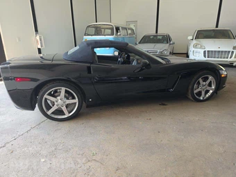 2006 Chevrolet Corvette Convertible – miniatura 4
