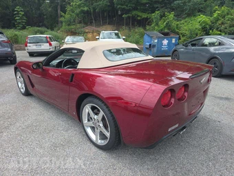 2006 Chevrolet Corvette Convertible - miniatura 2