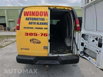 2006 Chevrolet Express 2500 Cargo Van 1WT 135.0" WB - miniatura 13