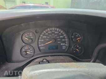 2006 Chevrolet Express 2500 Cargo Van 1WT 135.0" WB - miniatura 9
