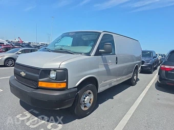 2006 Chevrolet Express 2500 Cargo Van 1WT 135.0" WB
