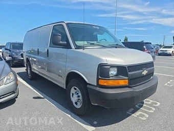 2006 Chevrolet Express 2500 Cargo Van 1WT 135.0" WB - miniatura 3