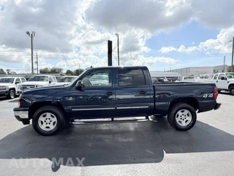2006 Chevrolet Silverado 1500 LT Crew Cab Short Bed 3LT - miniatura 9
