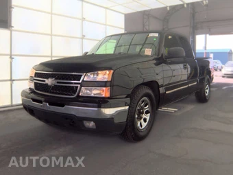 2006 Chevrolet Silverado 1500 LT Extended Cab Medium Bed 1LT w/Rear Doors