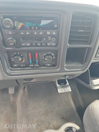 2006 Chevrolet Silverado 1500 LT Extended Cab Medium Bed 1LT w/Rear Doors – miniatura 11