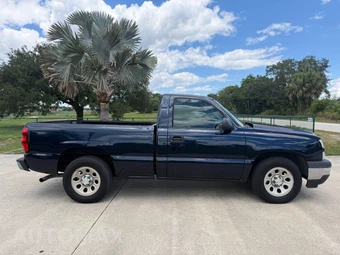 2006 Chevrolet Silverado 1500 WT Regular Cab Medium Bed 1WT - miniatura 4