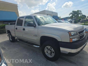 2006 Chevrolet Silverado 2500HD LT Crew Cab Medium Bed 3LT - miniatura 4