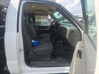 2006 Chevrolet Silverado 3500 Cab Chassis WT Regular Cab 1WT DRW - miniatura 12