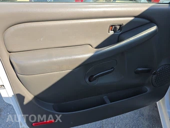 2006 Chevrolet Silverado 3500 Cab Chassis WT Regular Cab 1WT DRW - miniatura 9