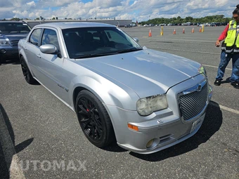 2006 Chrysler 300 SRT8 - miniatura 3