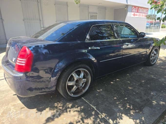 2006 Chrysler 300C - miniatura 3