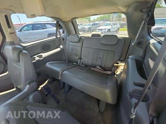 2006 Chrysler Town & Country Touring 119.3" WB – miniatura 11