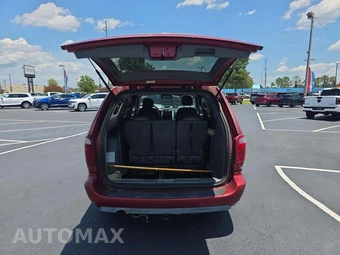 2006 Chrysler Town & Country Touring 119.3" WB – miniatura 12