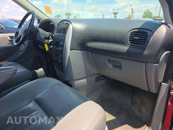 2006 Chrysler Town & Country Touring 119.3" WB – miniatura 17