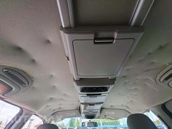 2006 Chrysler Town & Country Touring 119.3