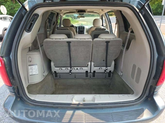 2006 Chrysler Town & Country Touring 119.3" WB - miniatura 15