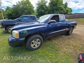 2006 Dodge Dakota SLT Extended Cab Long Bed
