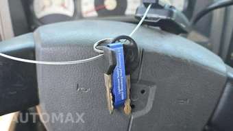 2006 Dodge Dakota ST Crew Cab Medium Bed - miniatura 20