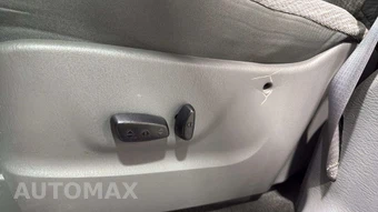 2006 Dodge Grand Caravan SXT Minivan 119.3" WB - miniatura 23