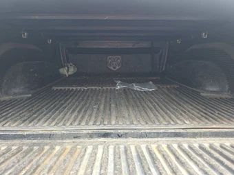 2006 Dodge Ram 1500 SLT Crew Cab Medium Bed – miniatura 16