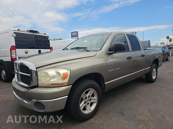 2006 Dodge Ram 1500 SLT Crew Cab Medium Bed - samochód z USA z aukcji Manheim, oferta Kup Teraz w AUTOMAX