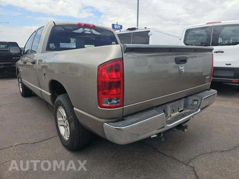 2006 Dodge Ram 1500 SLT Crew Cab Medium Bed - miniatura 2