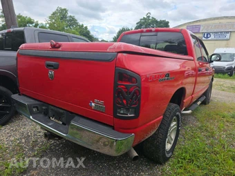 2006 Dodge Ram 1500 SLT Crew Cab Medium Bed - miniatura 3