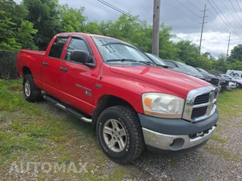 2006 Dodge Ram 1500 SLT Crew Cab Medium Bed - miniatura 4