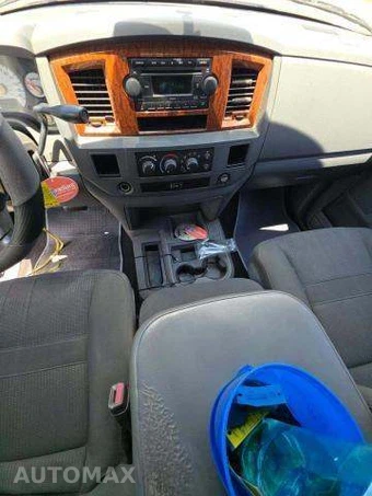 2006 Dodge Ram 1500 SLT Extended Crew Cab Medium Bed – miniatura 10