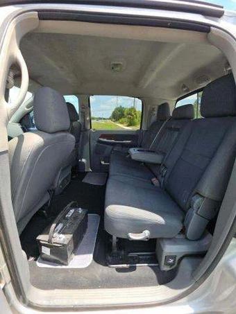 2006 Dodge Ram 1500 SLT Extended Crew Cab Medium Bed – miniatura 13