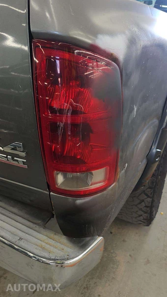 2006 Dodge Ram 1500 SLT Extended Crew Cab Medium Bed – miniatura 32