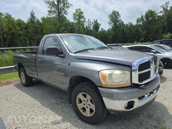 2006 Dodge Ram 1500 SLT Regular Cab Long Bed - miniatura 4