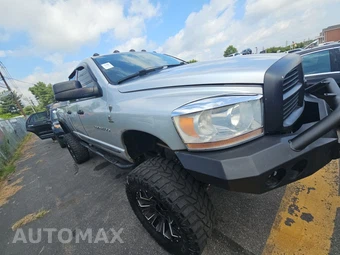 2006 Dodge Ram 2500 SLT Crew Cab Medium Bed - miniatura 3