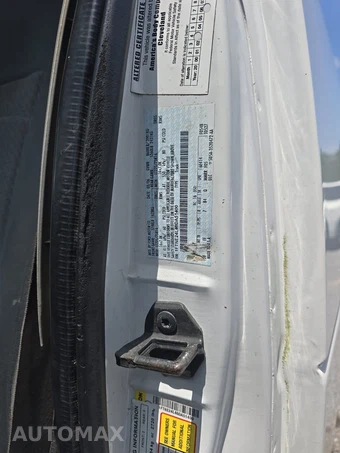 2006 Ford E-250 Commercial Cargo Van 138.0" WB – miniatura 13