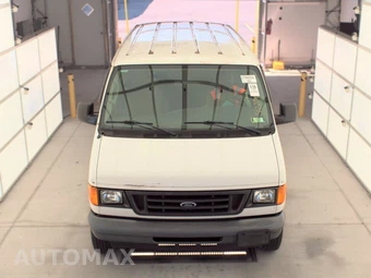 2006 Ford E-250 Commercial Cargo Van 138.0" WB – miniatura 2