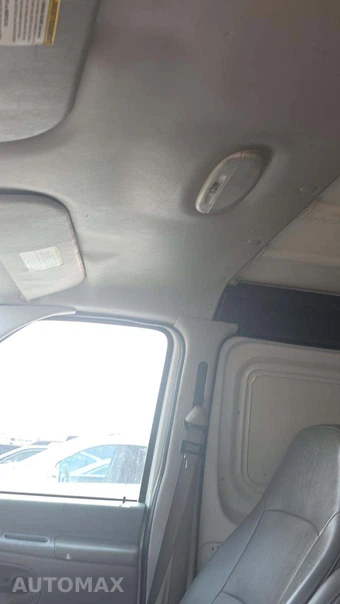 2006 Ford E-250 Commercial Cargo Van 138.0" WB - miniatura 24