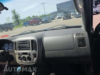 2006 Ford Escape XLT – miniatura 19
