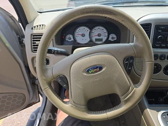 2006 Ford Escape XLT - miniatura 10