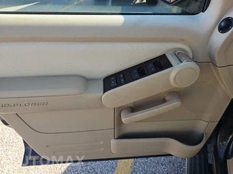 2006 Ford Explorer Limited – miniatura 9